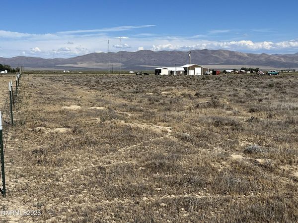 5285 Weatherby Drive, Winnemucca, NV 89445