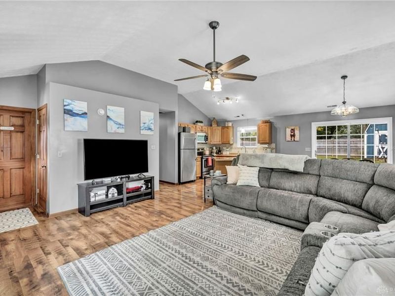 909 McDowell Street, Xenia, OH 45385 Photo 10