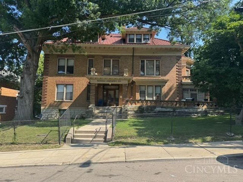 230 Rockdale Avenue, Cincinnati, OH 45229 Photo 1