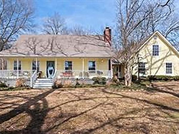 1349 Peach Orchard Lane , Ozark, AR 72949