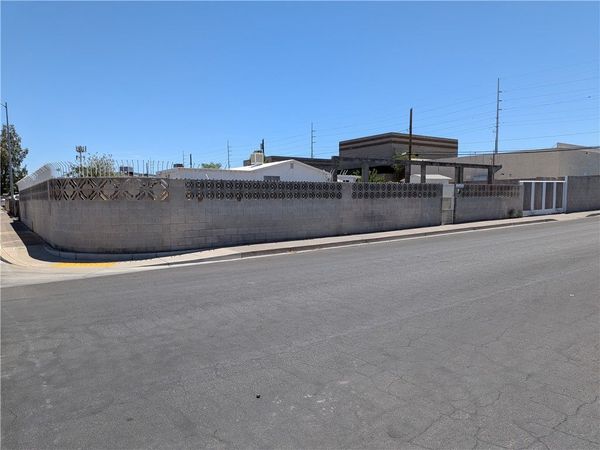 1337 Palm Street , Henderson, NV 89011