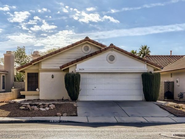 8624 Manalang Road, Las Vegas, NV 89123