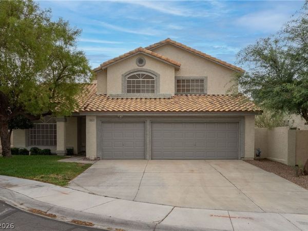 10024 Sail Landing Court , Las Vegas, NV 89117