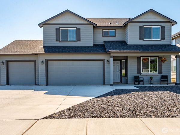 714 N Doumit Drive , Moses Lake, WA 98837