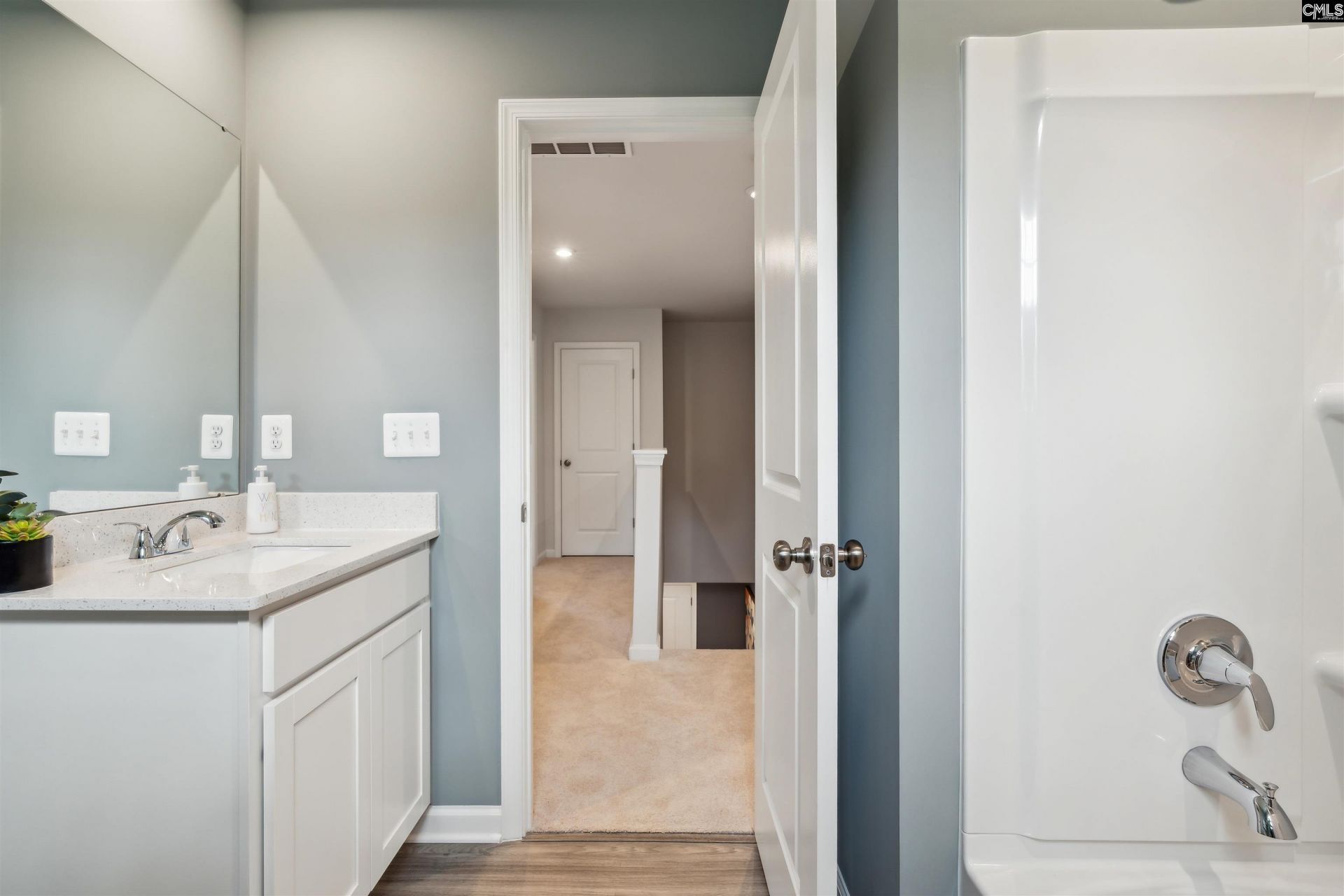 234 Kingfield Drive  Photo 42