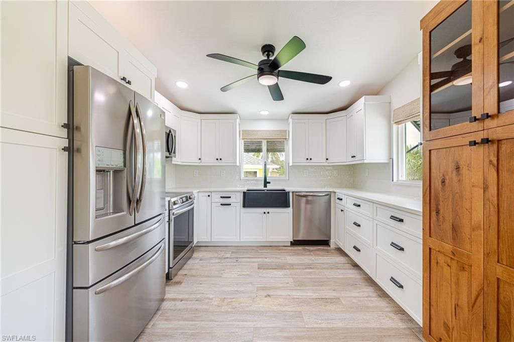 139 Coconut Dr, Fort Myers Beach, FL 33931 Photo