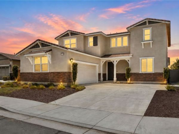 34389 Blairwood Street, Murrieta, CA 92563