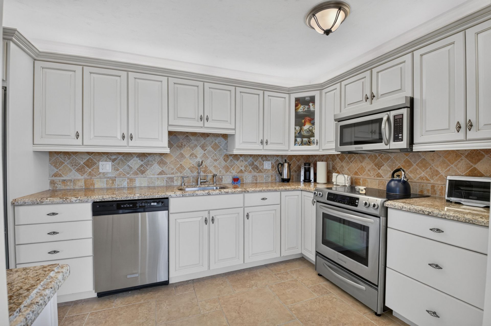 1761 SE Bridgewood Drive, Boca Raton, FL 33434 Photo