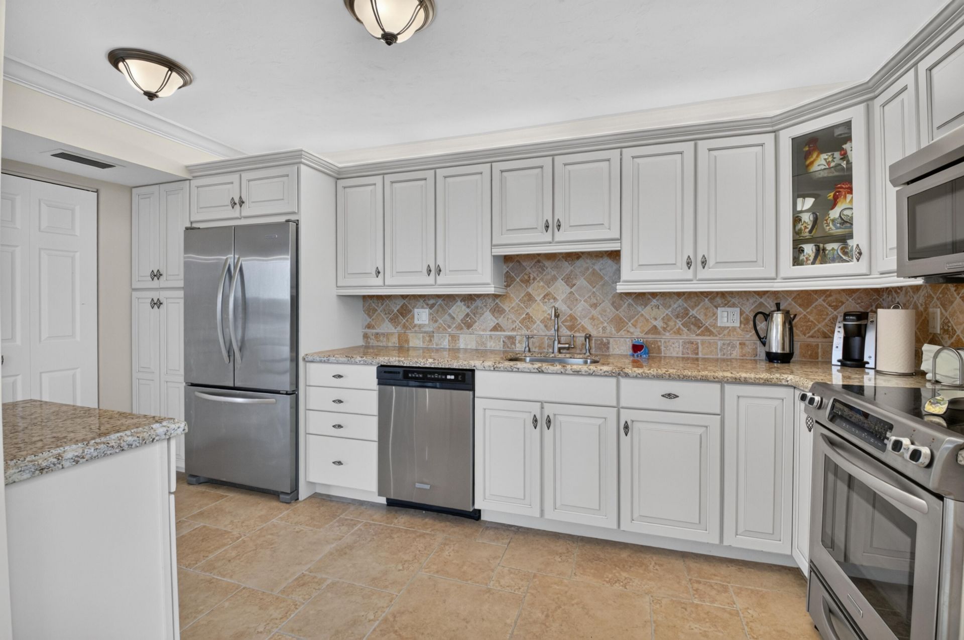 1761 SE Bridgewood Drive, Boca Raton, FL 33434 Photo