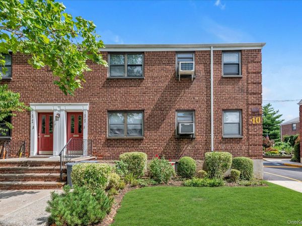 163-02 Willets Point Blvd. , Unit #4-221, Whitestone, NY 11357