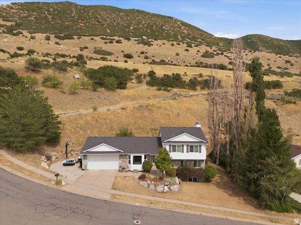 1896 N 350 E, Centerville, UT 84014
