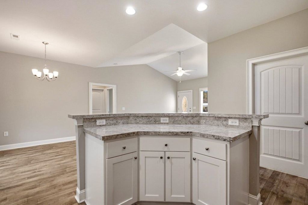 160 Baylee Circle  Photo 11