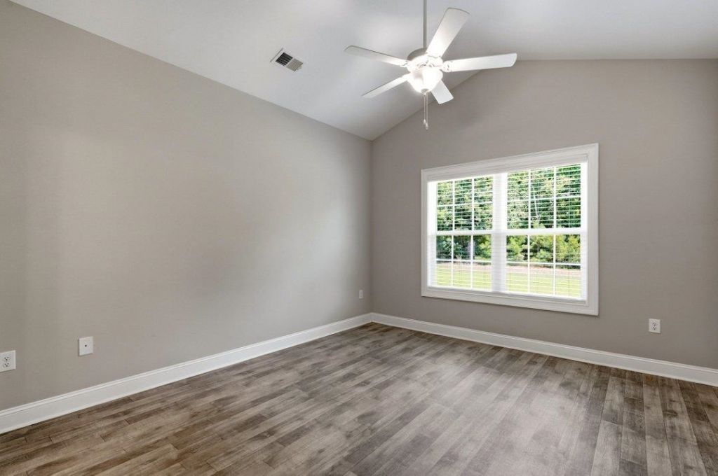 160 Baylee Circle  Photo 14