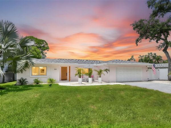 223 PINECREST DRIVE, PALM HARBOR, FL 34683