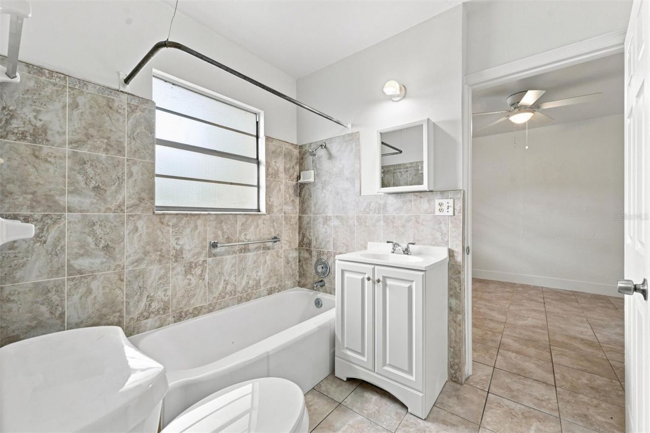 2425 9th Avenue E, Bradenton, FL 34208 Photo