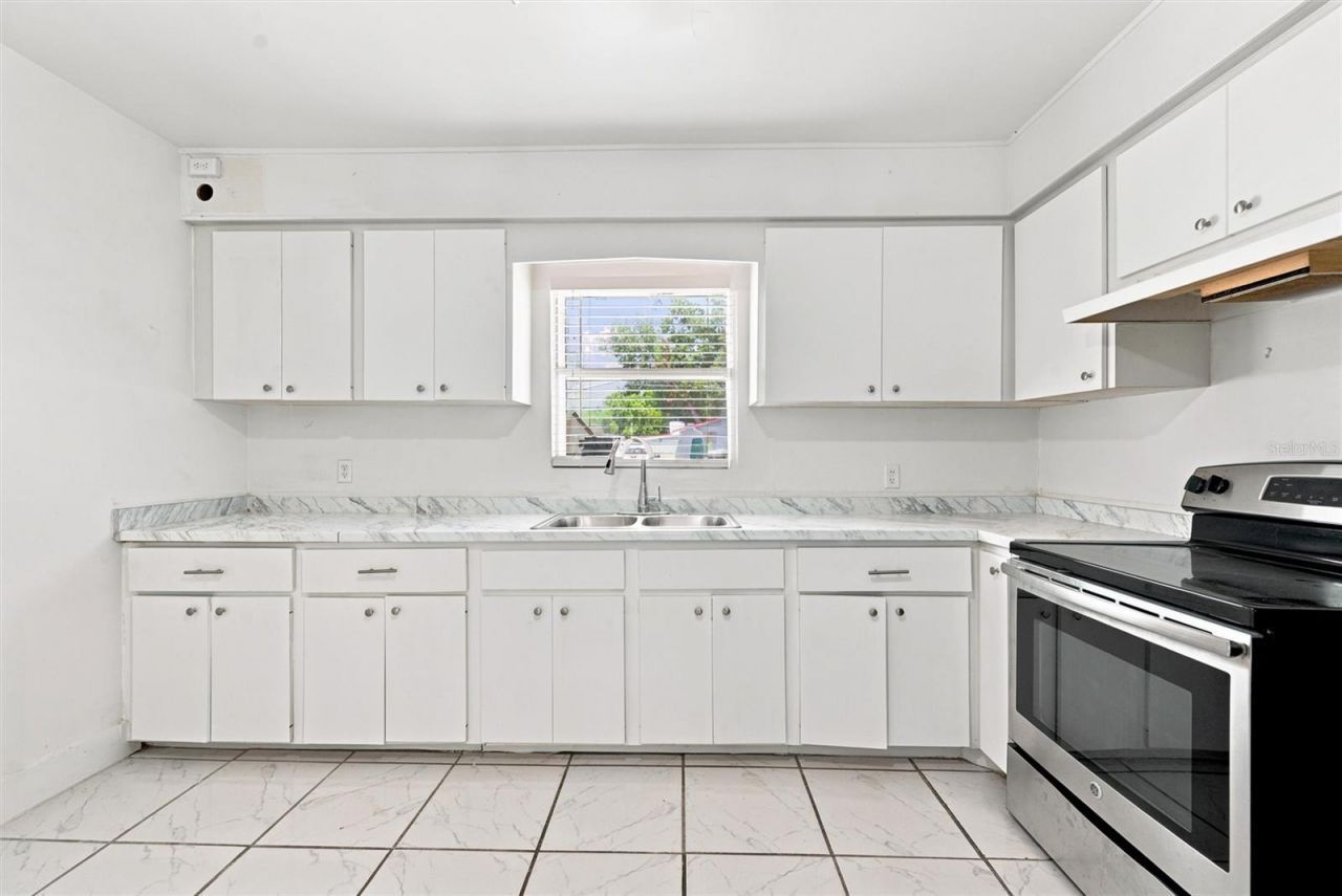 2425 9th Avenue E, Bradenton, FL 34208 Photo
