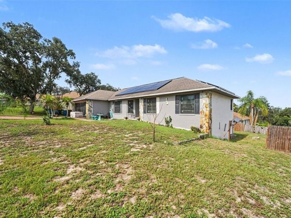 818 CAMBRIDGE WAY , LAKE WALES, FL 33853