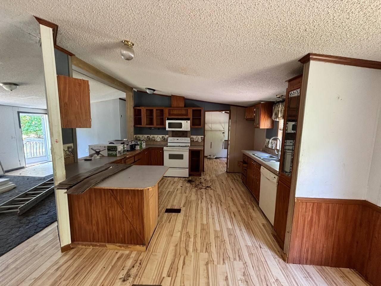 304 Katlyn Place Photo 12