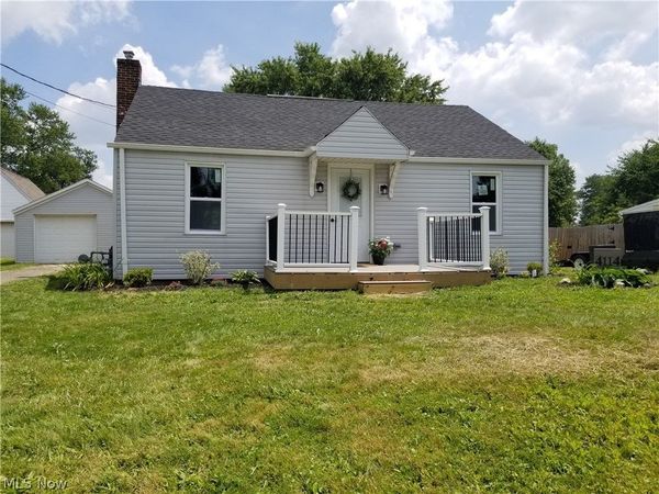 4114 Buchtel Avenue , Louisville, OH 44641