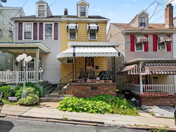 5 S 21ST STREET , POTTSVILLE, PA 17901