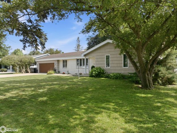 307 Orchard Lane, Clear Lake, IA 50428