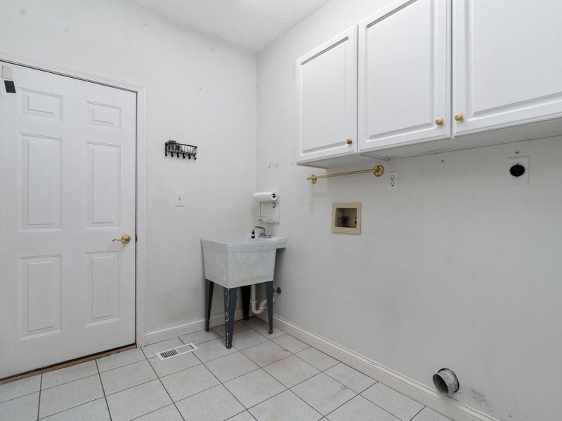 7847 Kings Ridge Circle, Fairborn, OH 45324 Photo 40