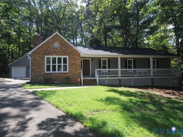 2809 Anglewood Drive, Chester, VA 23831