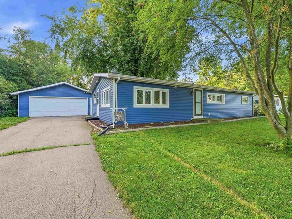 764 Forest Drive, Mayville, WI 53050