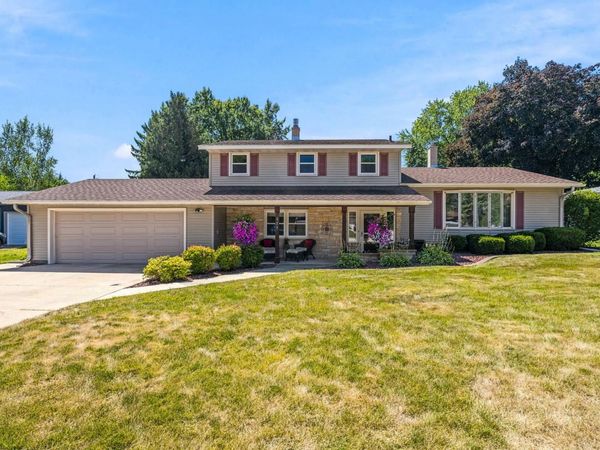 133 W Kohler Street, Sun Prairie, WI 53590