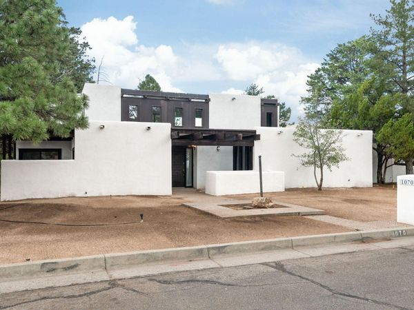 1070 Matador Drive SE, Albuquerque, NM 87123