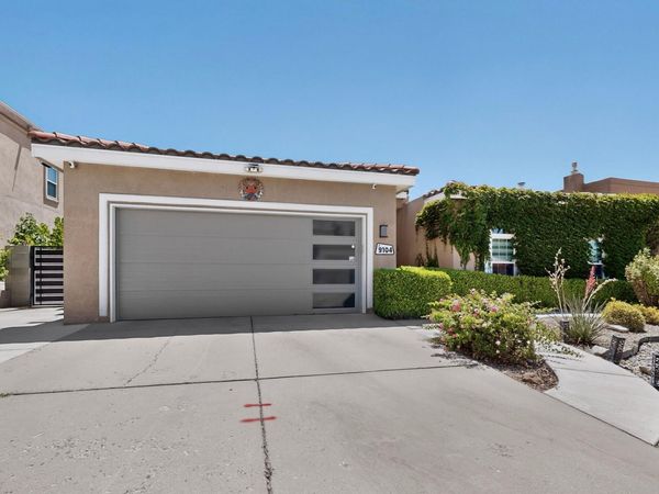 9104 Thornton Avenue NE, Albuquerque, NM 87109