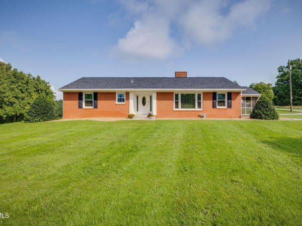 385 Sam Doak Street, Greeneville, TN 37745