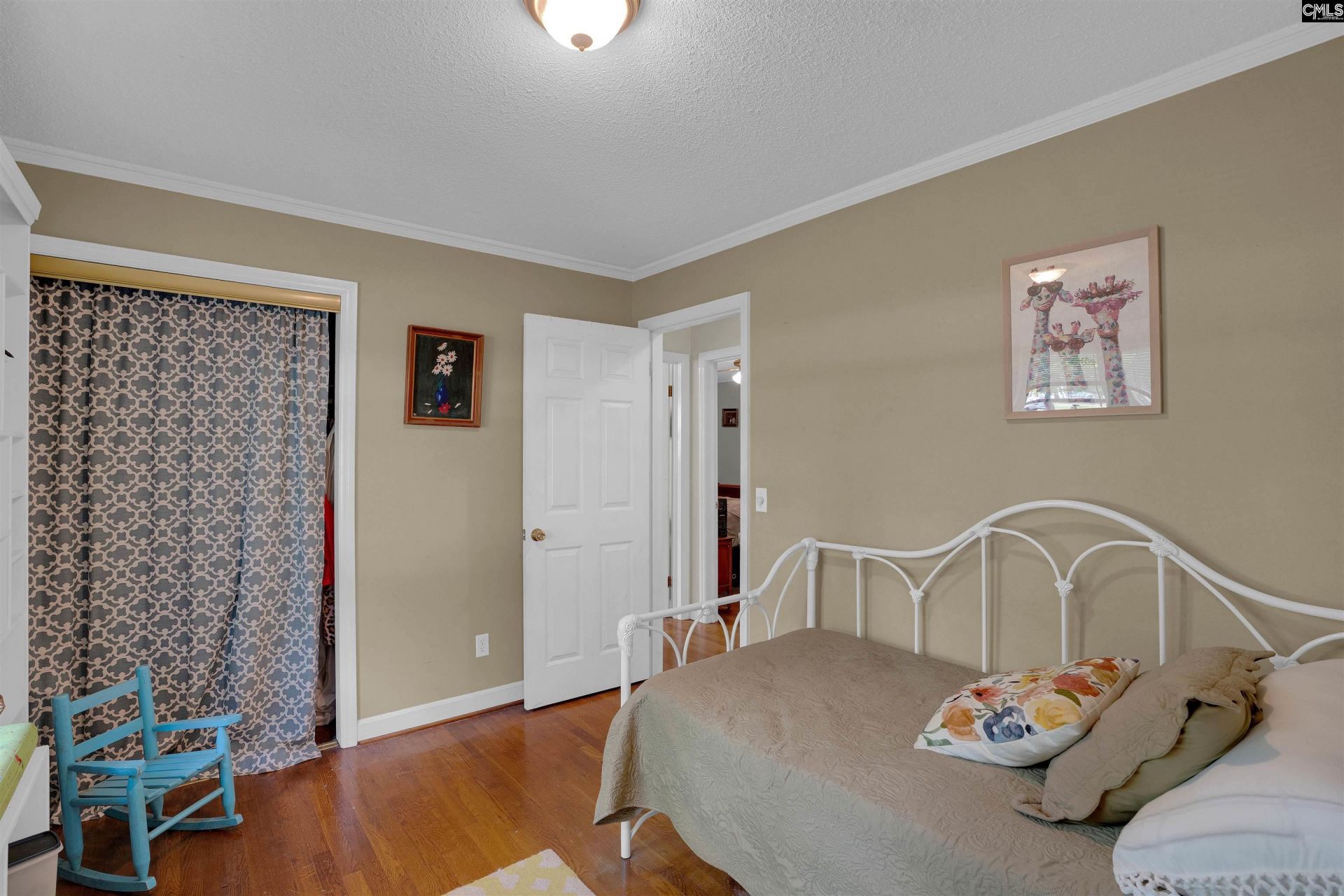 7900 Burdell Drive Photo 30