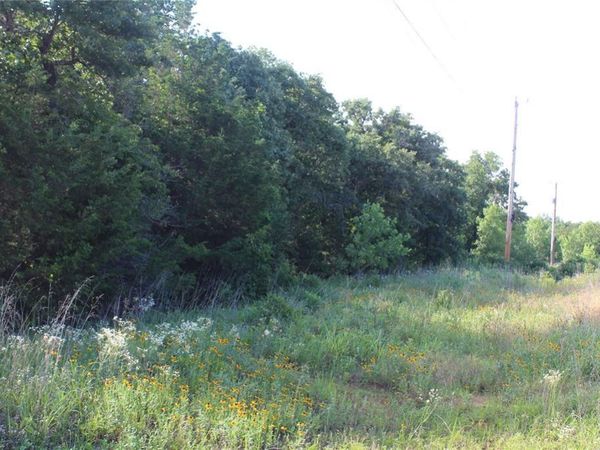S Bedrock Cir Street, Wellston, OK 74881