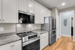 2606 Lohr Drive photo 4