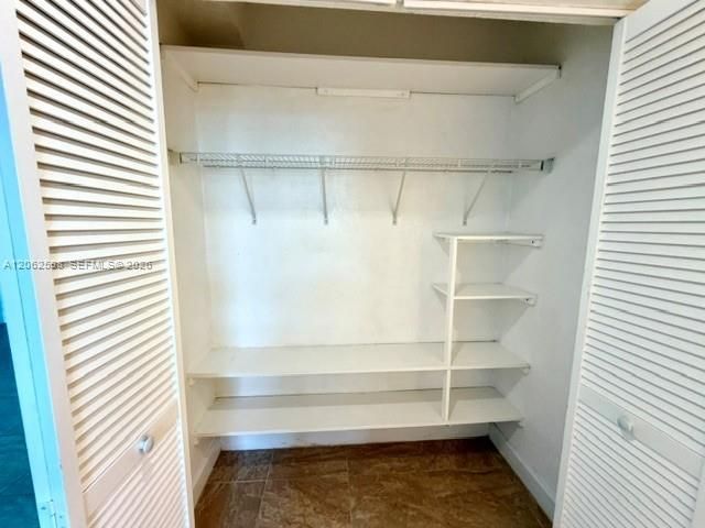 7501 E Treasure Dr , Unit 5H, North Bay Village, FL 33141 Photo