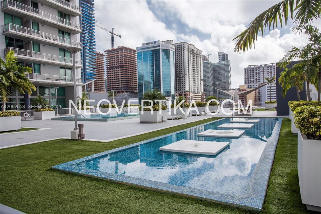 690 SW 1st Ct, Unit PHI20, Miami, FL 33130 Photo