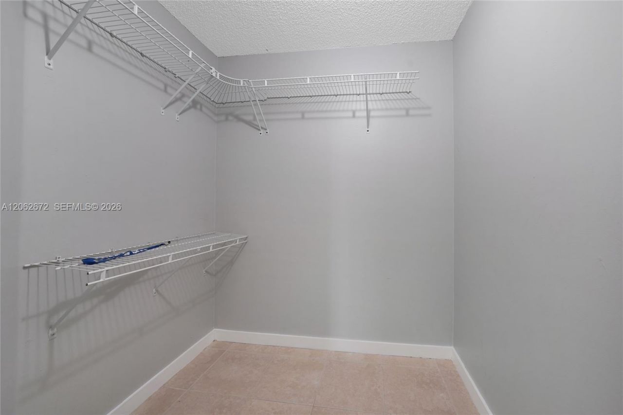 18946 NW 10th St, Pembroke Pines, FL 33029 Photo