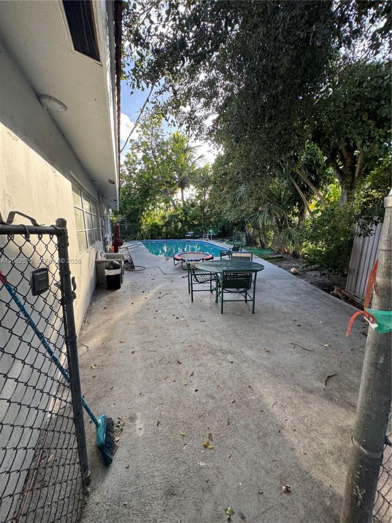 7761 NW 42nd Pl, Coral Springs, FL 33065 Photo