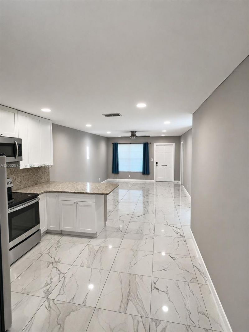 7761 NW 42nd Pl, Coral Springs, FL 33065 Photo