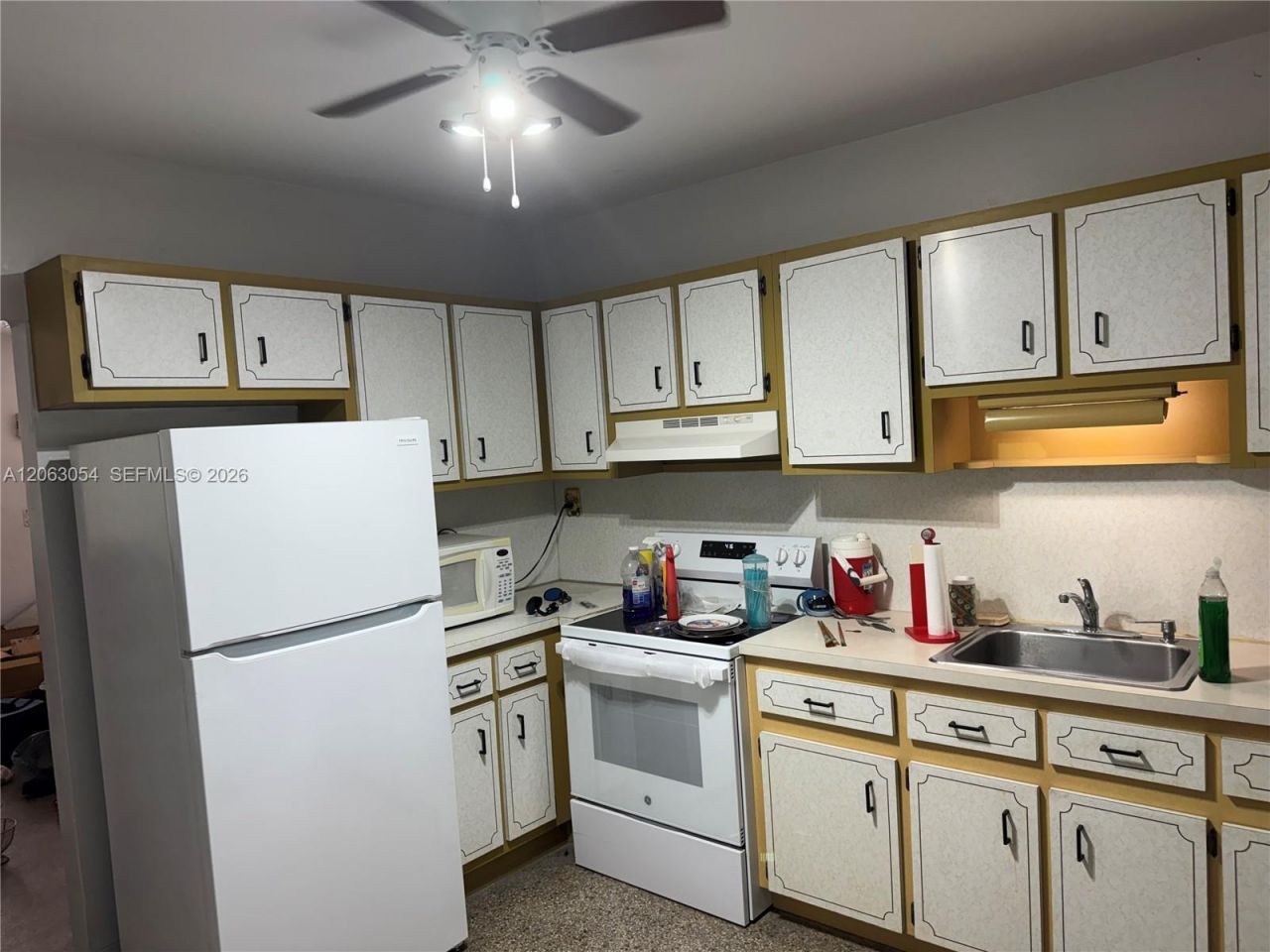 562 E 44th St, Hialeah, FL 33013 Photo