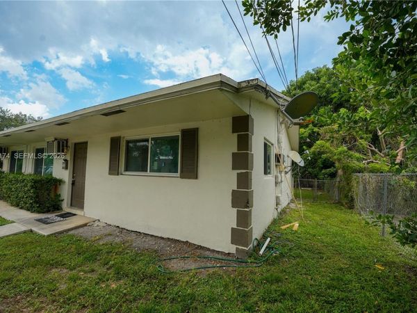 715 N 58th Ave , Unit 1, Hollywood, FL 33021