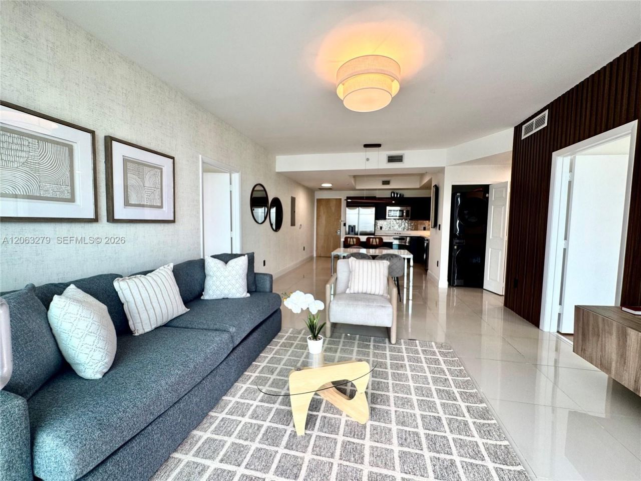 90 SW 3rd St , Unit 3902, Miami, FL 33130 Photo
