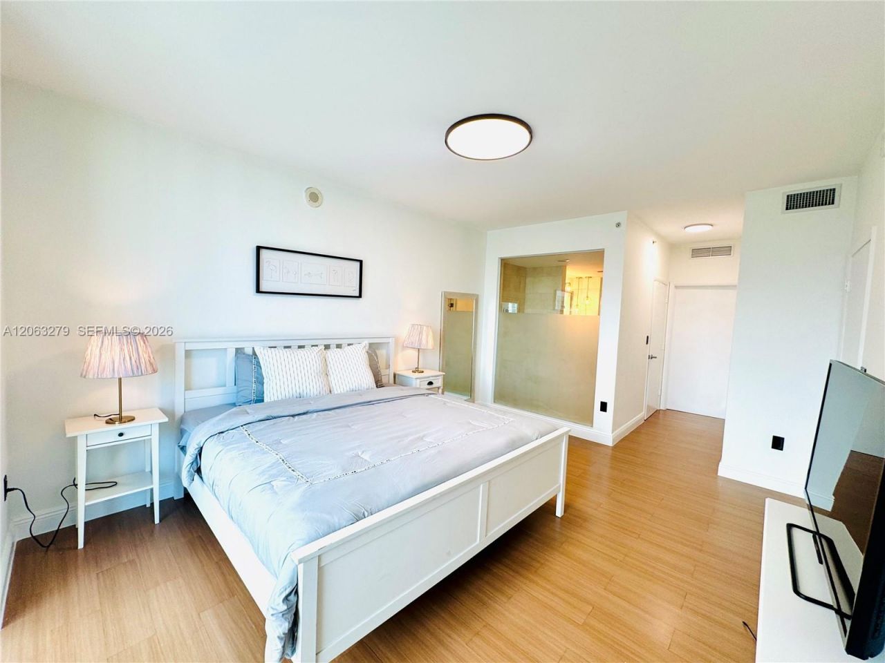 90 SW 3rd St , Unit 3902, Miami, FL 33130 Photo