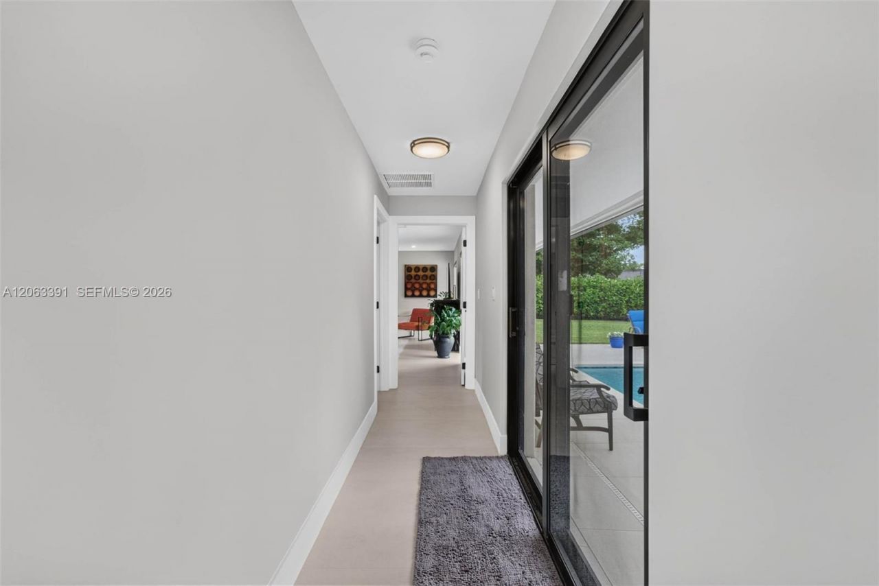 17701 SW 87th Ave, Palmetto Bay, FL 33157 Photo