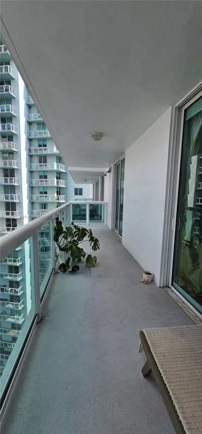 1800 N Bayshore Dr , Unit 3808, Miami, FL 33132 Photo
