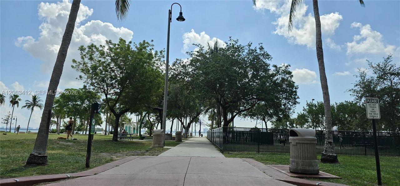 1800 N Bayshore Dr , Unit 3808, Miami, FL 33132 Photo