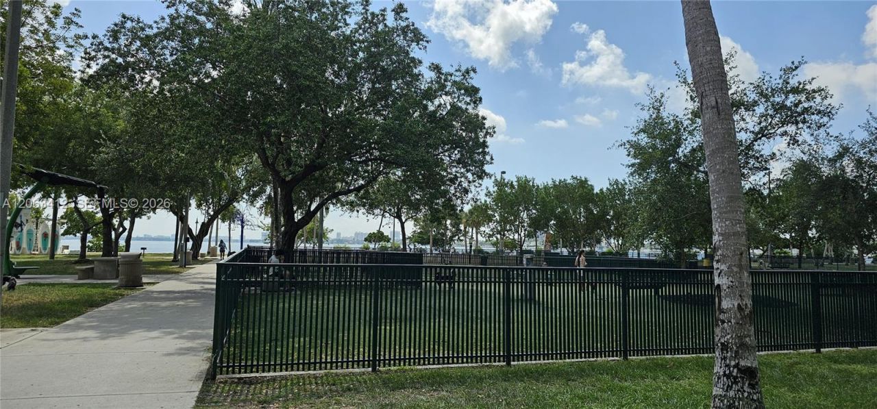 1800 N Bayshore Dr , Unit 3808, Miami, FL 33132 Photo