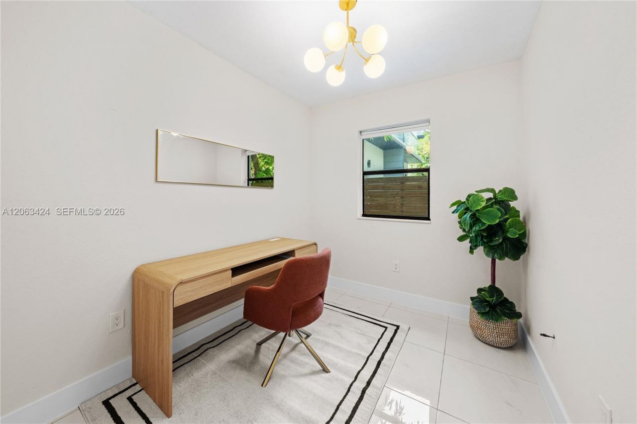 3134 Carter St , Miami, FL 33133 Photo