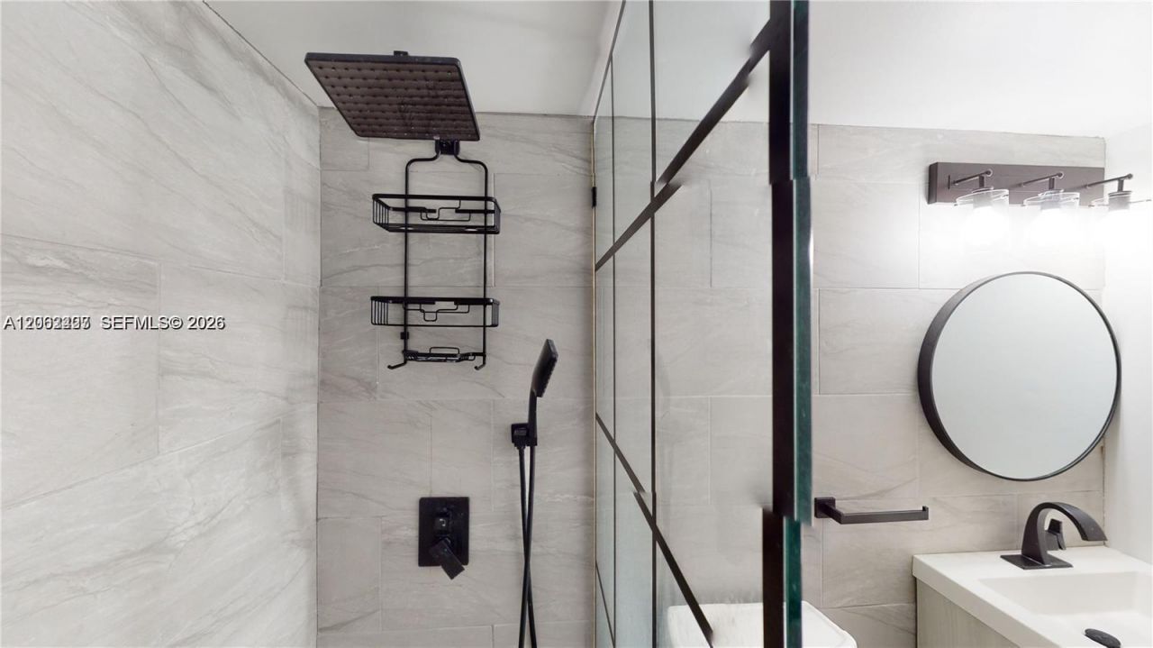 453 SW 2nd St , Unit 301C, Miami, FL 33130 Photo